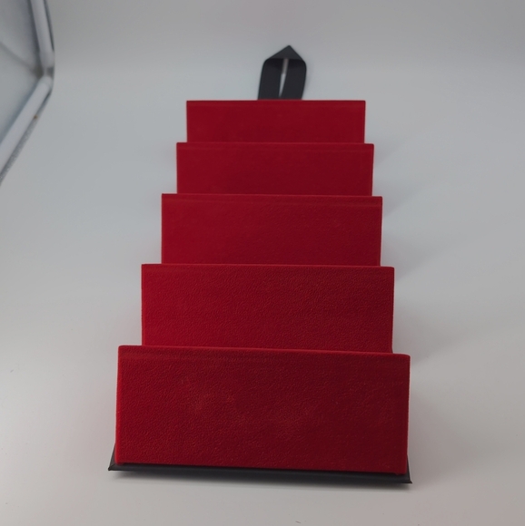 Black and Red Pentagon Sunglasses Eyeglasses Hanging Travel Case - Picture 4 of 5